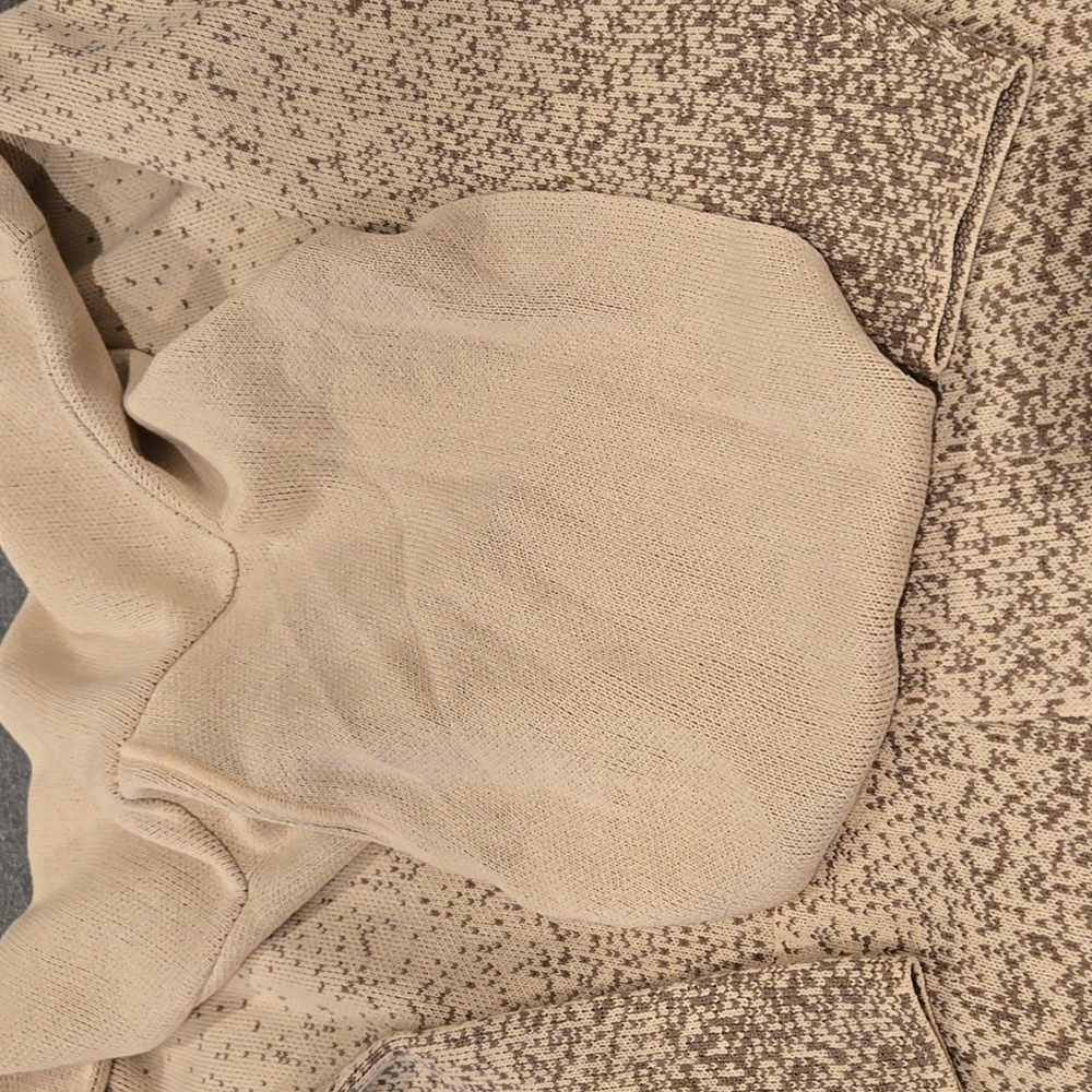 Chic Beige Speckled Cardigan - Picture 3 of 3
